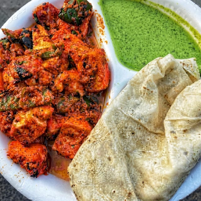 Achari Chicken Tikka Combo.
